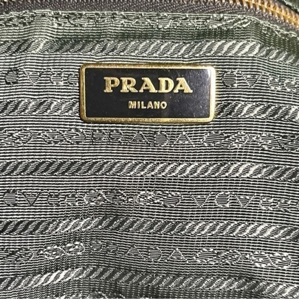 RARE Excellent condition. AUTHENTIC Prada Tessuto Vela Tote.Color: Olive - Picture 4 of 13